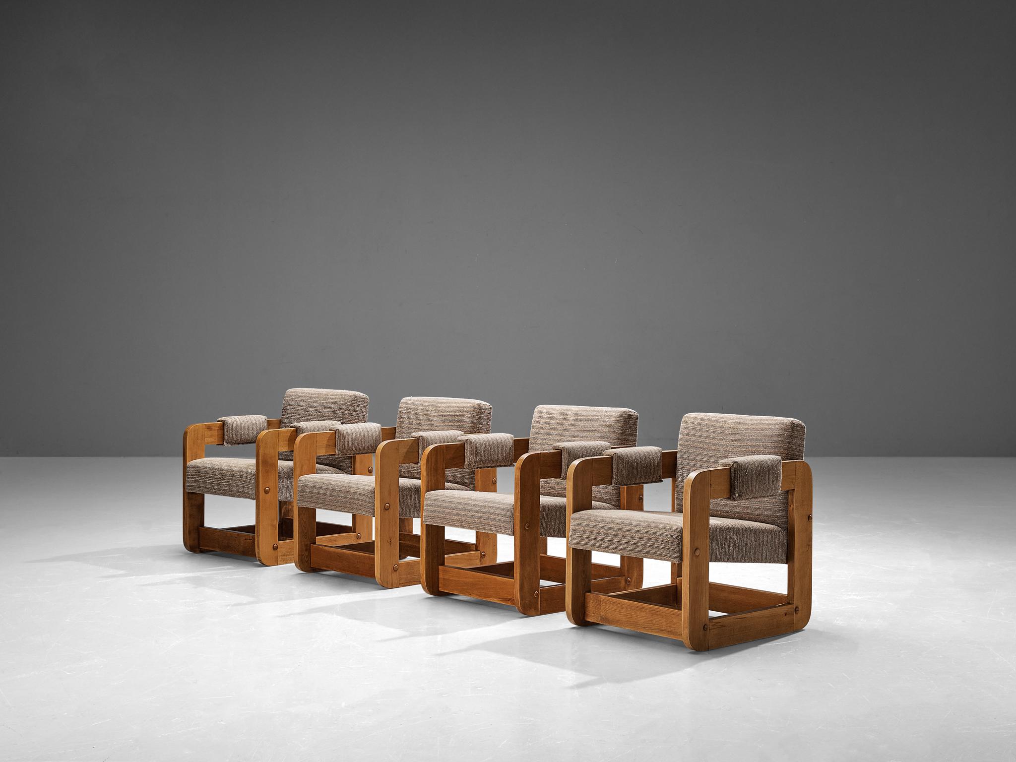 Cubic Lounge Chairs mit hellgrauer Polsterung  (Ende des 20. Jahrhunderts) im Angebot