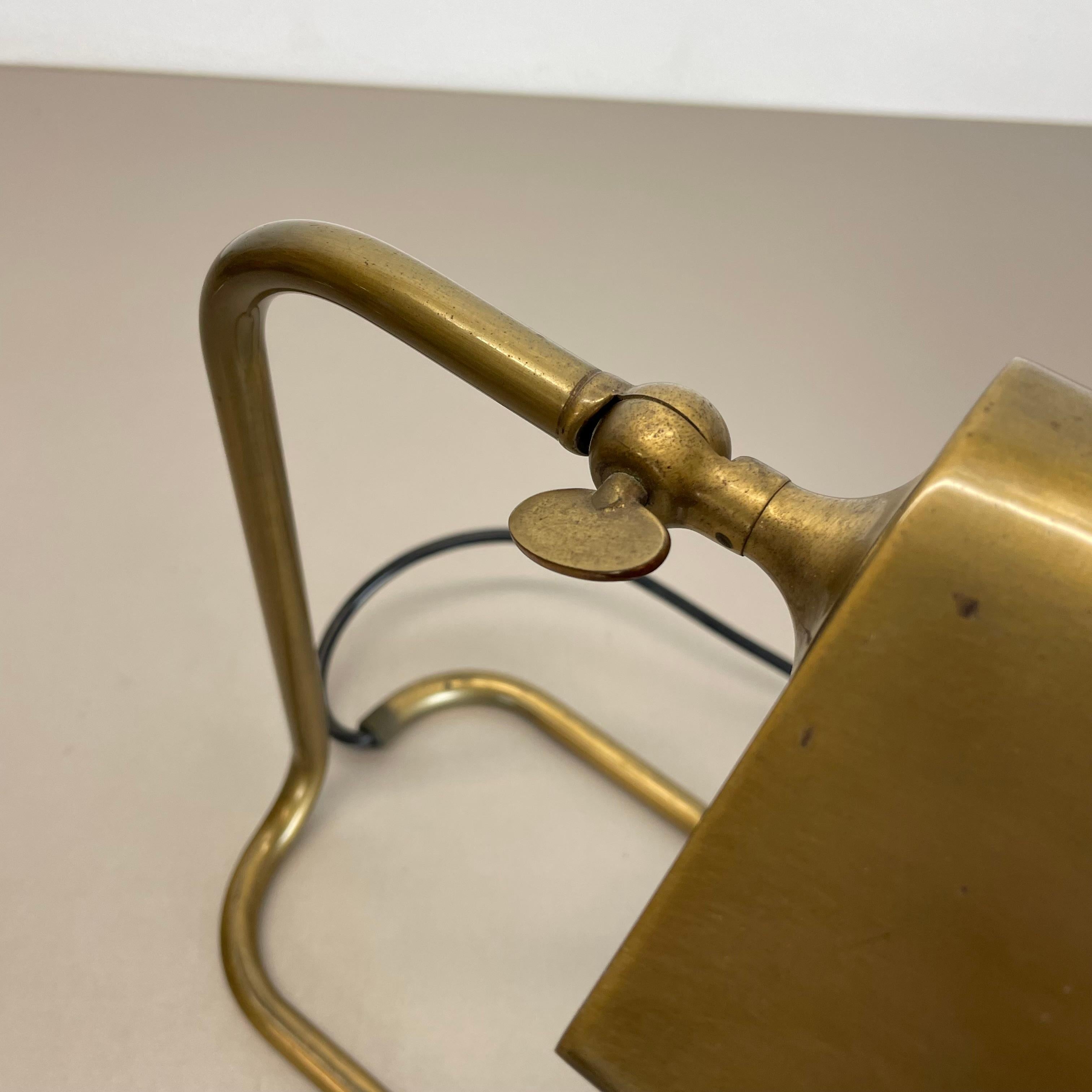 Cubic Modernist Brass Metal Table Light by Florian Schulz, Germany, 1970s For Sale 8