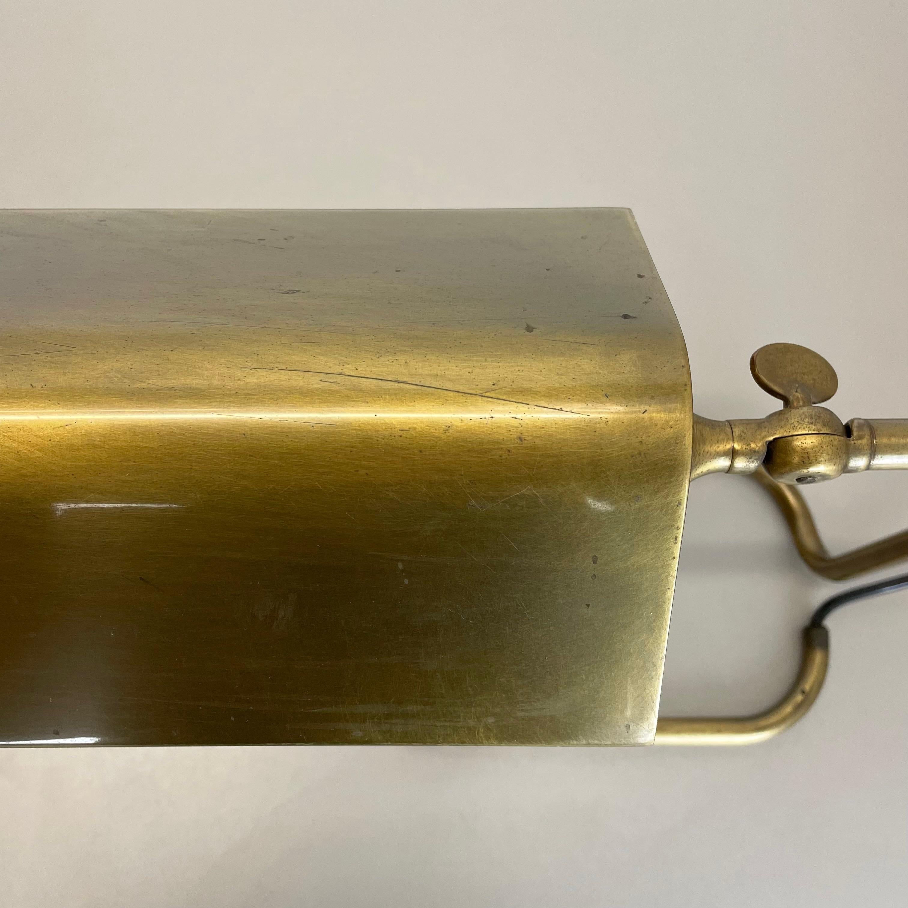 Cubic Modernist Brass Metal Table Light by Florian Schulz, Germany, 1970s For Sale 1