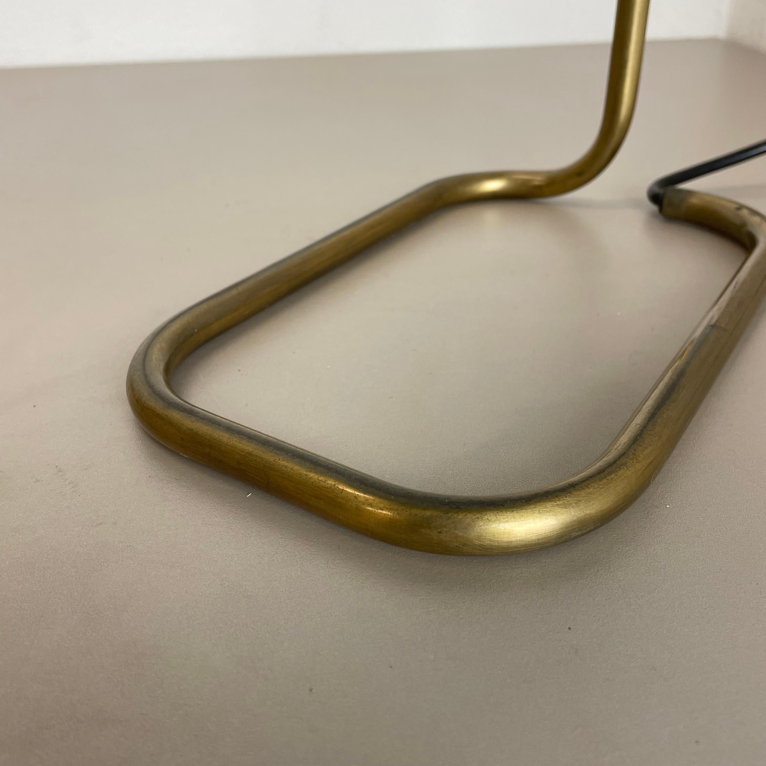 Cubic Modernist Brass Metal Table Light by Florian Schulz, Germany, 1970s For Sale 3