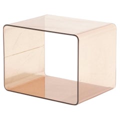 Mesa auxiliar cúbica de plexiglás ahumado, Michel Dumas, años 70