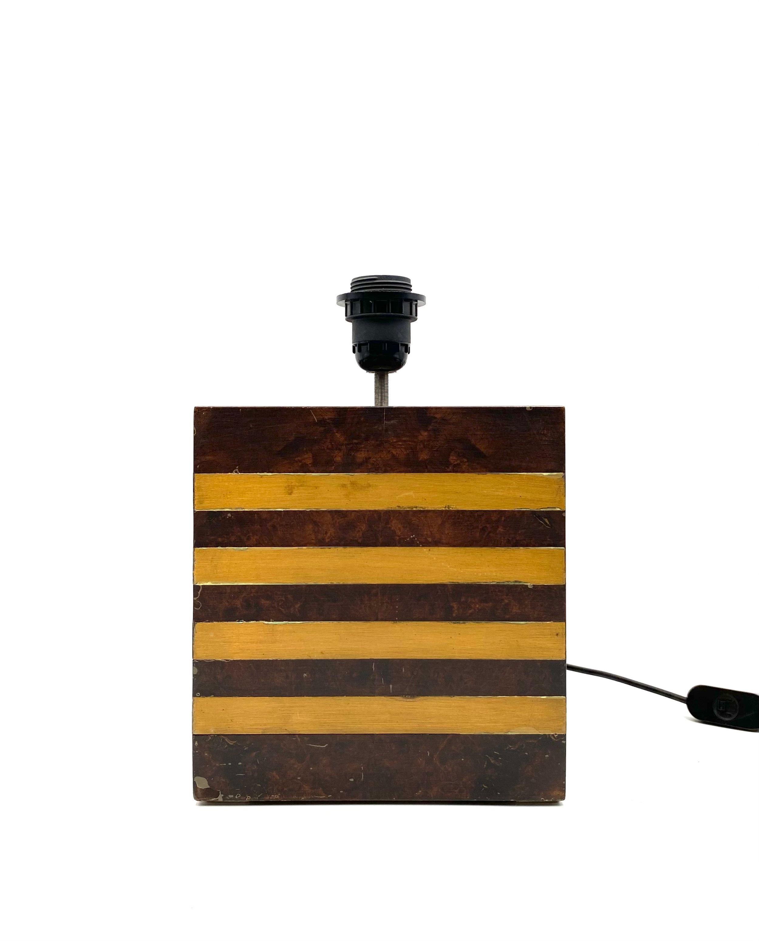 Italian Cubic Wooden and Brass Table Lamp Base, Italy, 1970s For Sale
