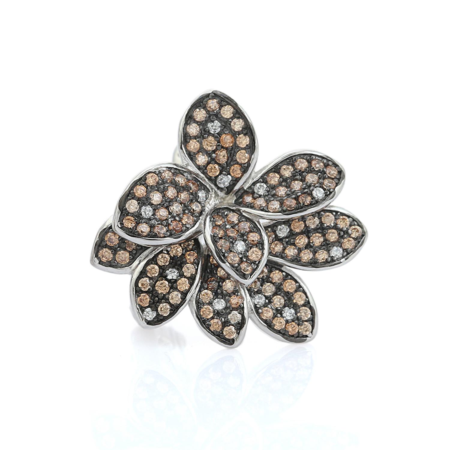 Modernist Cubic Zirconia Antique Style Lily Flower Stud Earrings for Fiance Gift in Silver For Sale