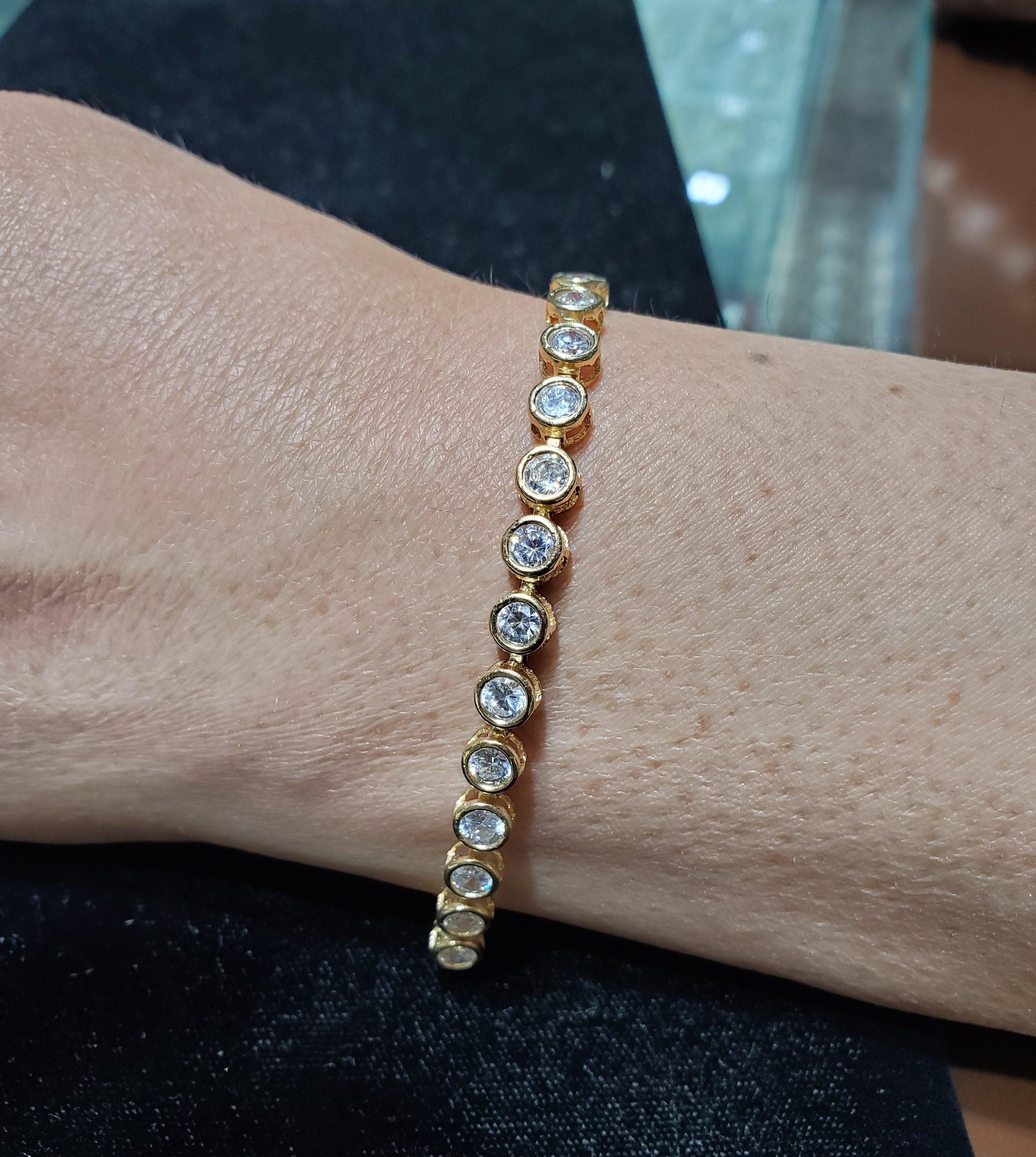 Femenino o masculino Pulsera de tenis con bisel de circonitas cúbicas 7,50 ctw Oro blanco o amarillo de 14k en venta