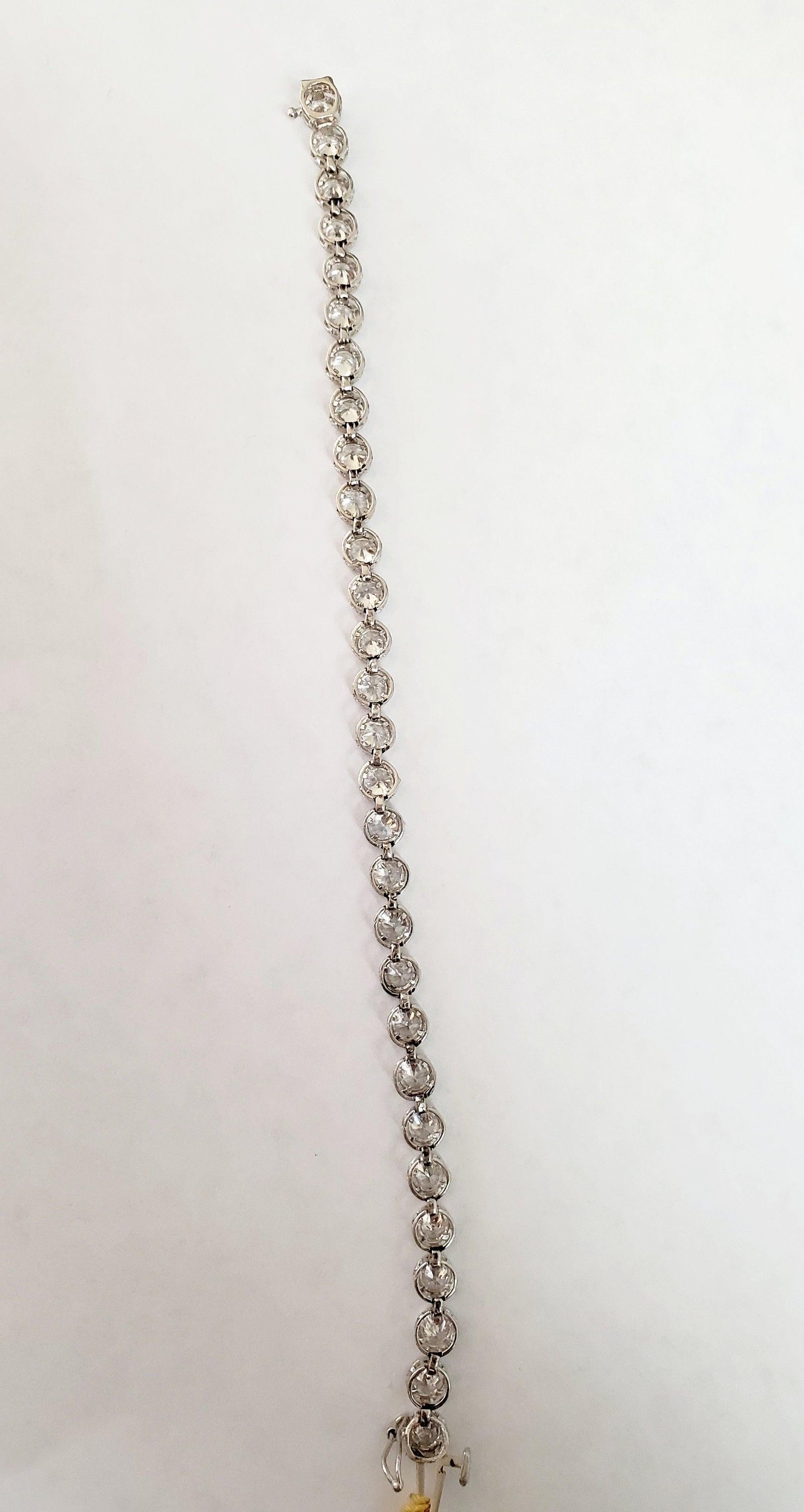 Pulsera de tenis con bisel de circonitas cúbicas 7,50 ctw Oro blanco o amarillo de 14k en venta 4