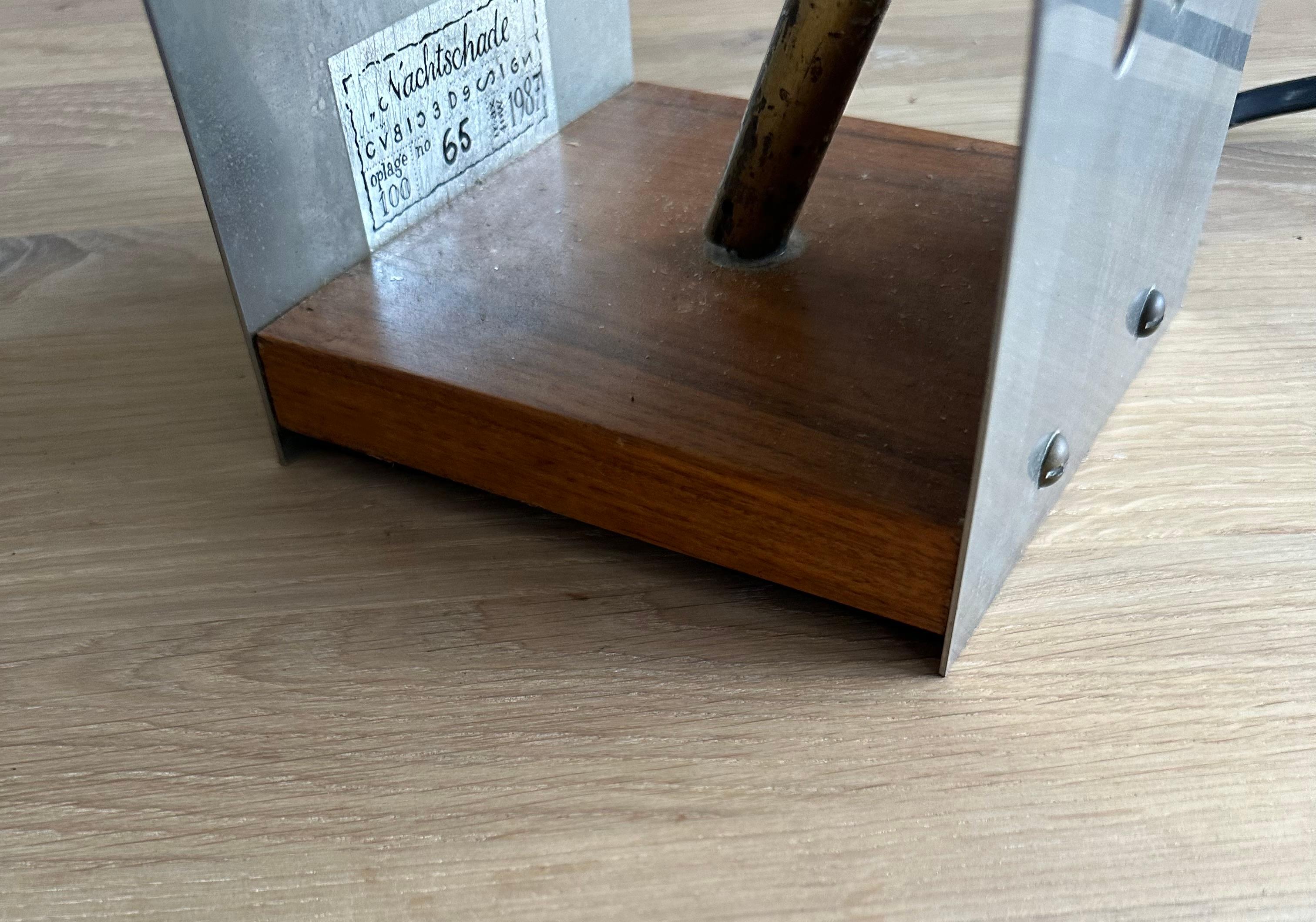 Cubic3 Niederländisches Design Tisch- oder Schreibtischlampe 