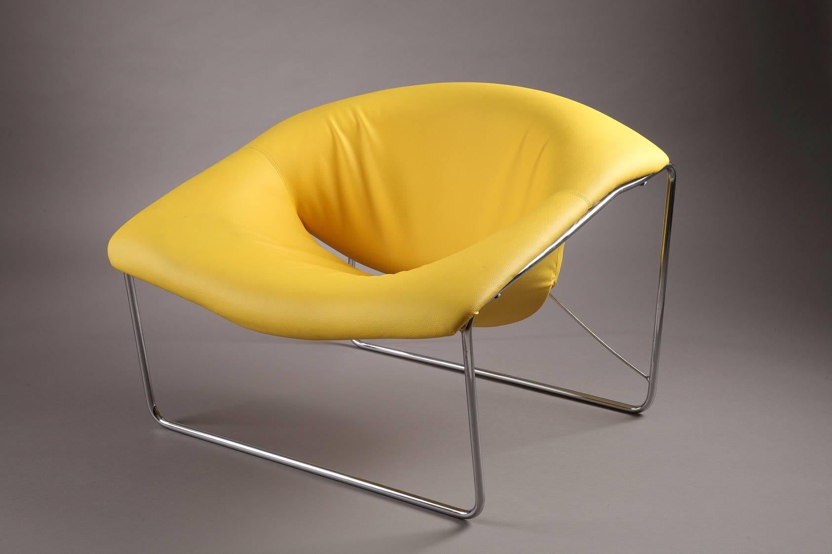 Faux Leather Cubique Chair with Steel Frame and Yellow Leather-Like Basis
