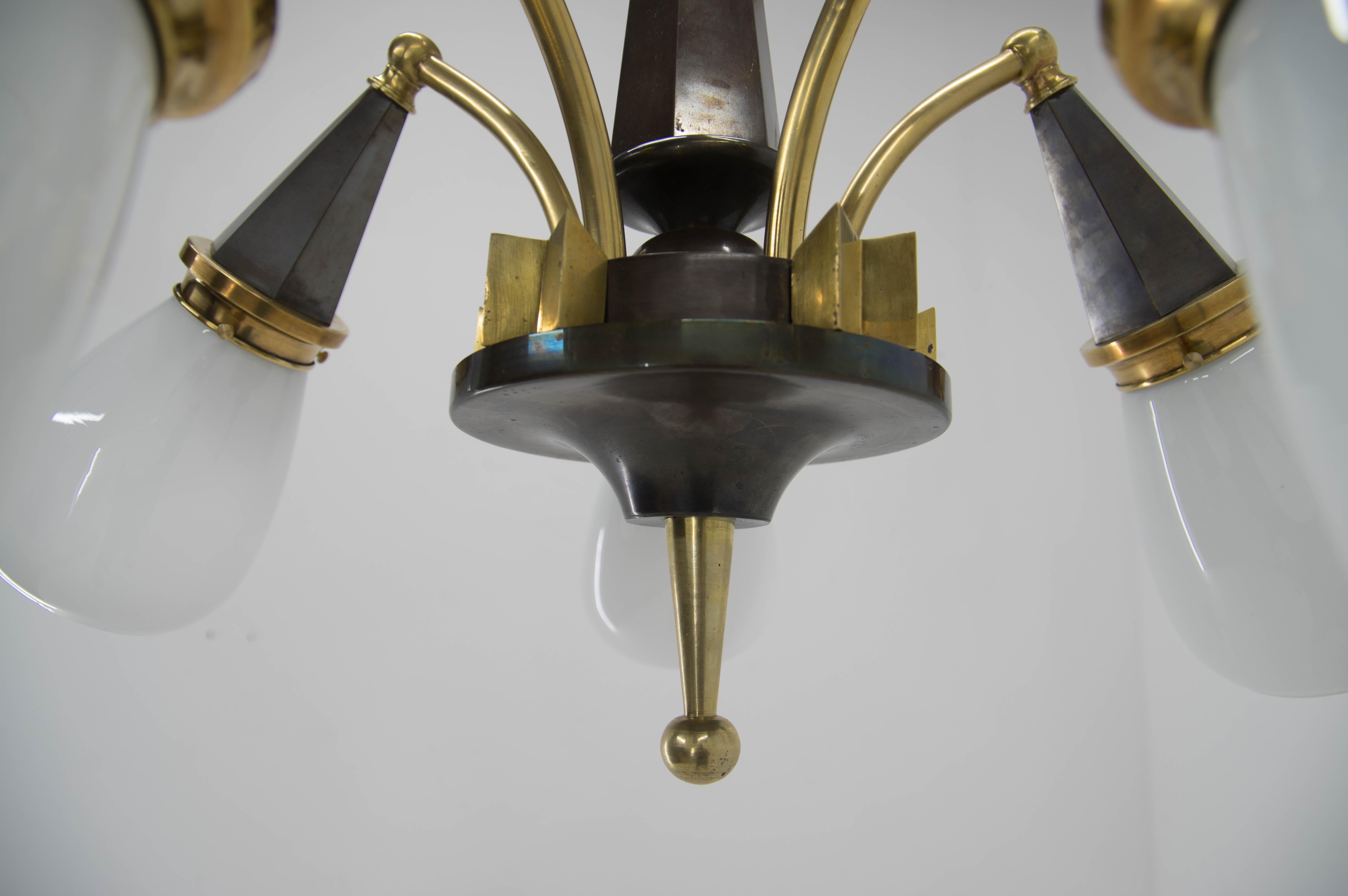 Cubism Brass and Glass Chandelier, 1930s, Perfect Condition For Sale 6