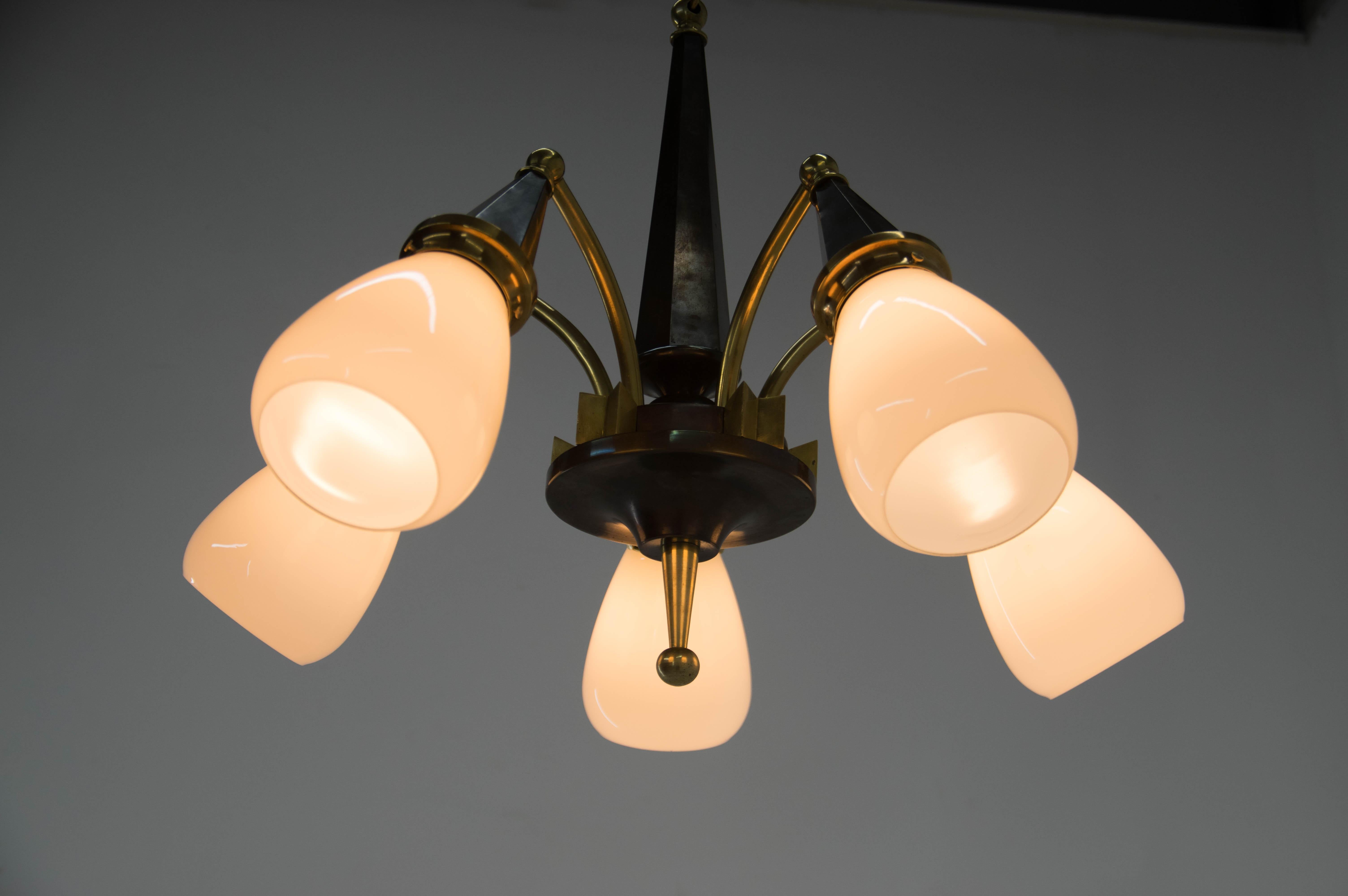 Mid-20th Century Cubism Brass and Glass Chandelier, 1930s, Perfect Condition For Sale