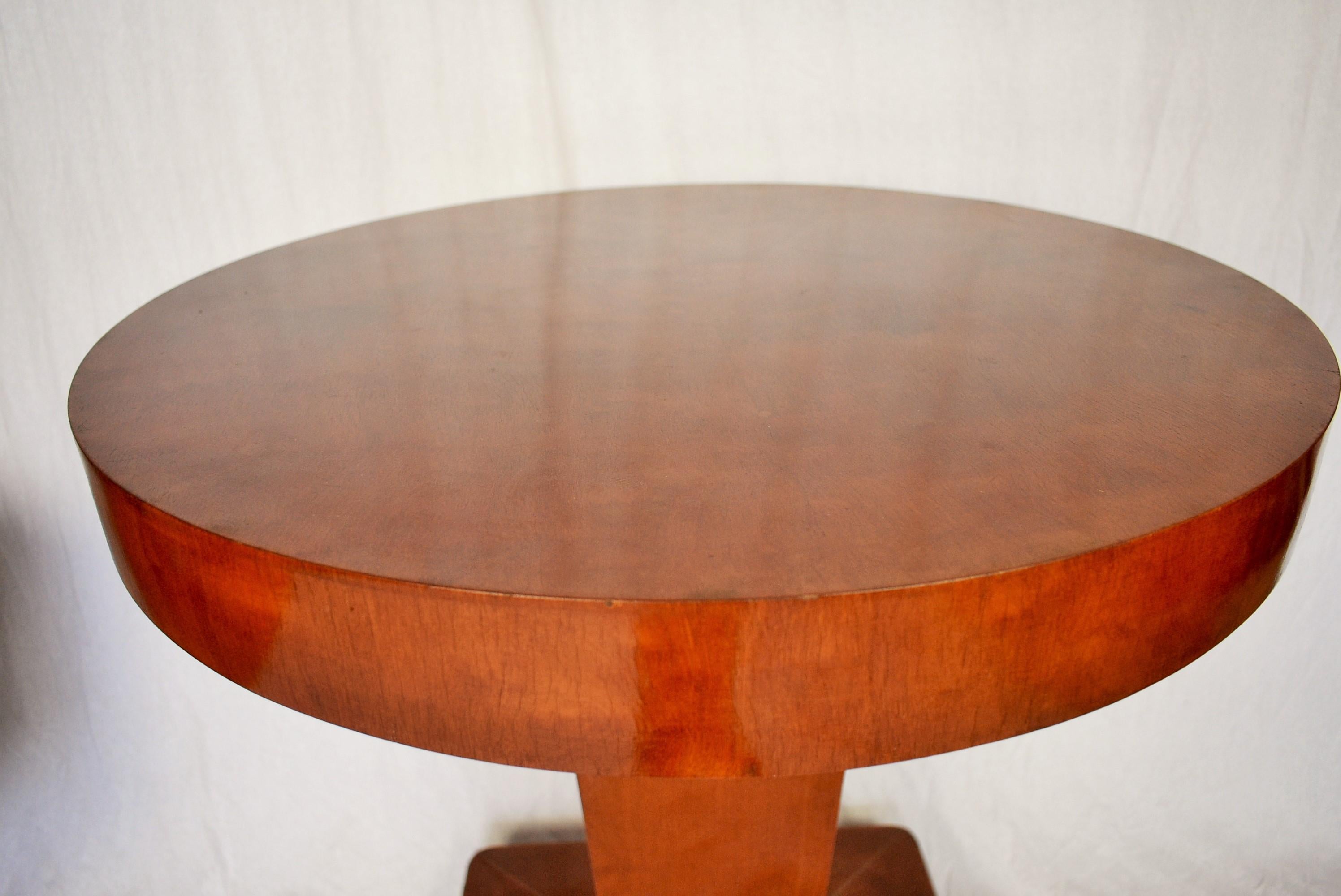 Austrian Cubist Coffee or Side Table, 1920s For Sale