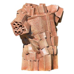 Torso maschile in ceramica in stile cubista destrutturato, firmato dall'artista, XX secolo