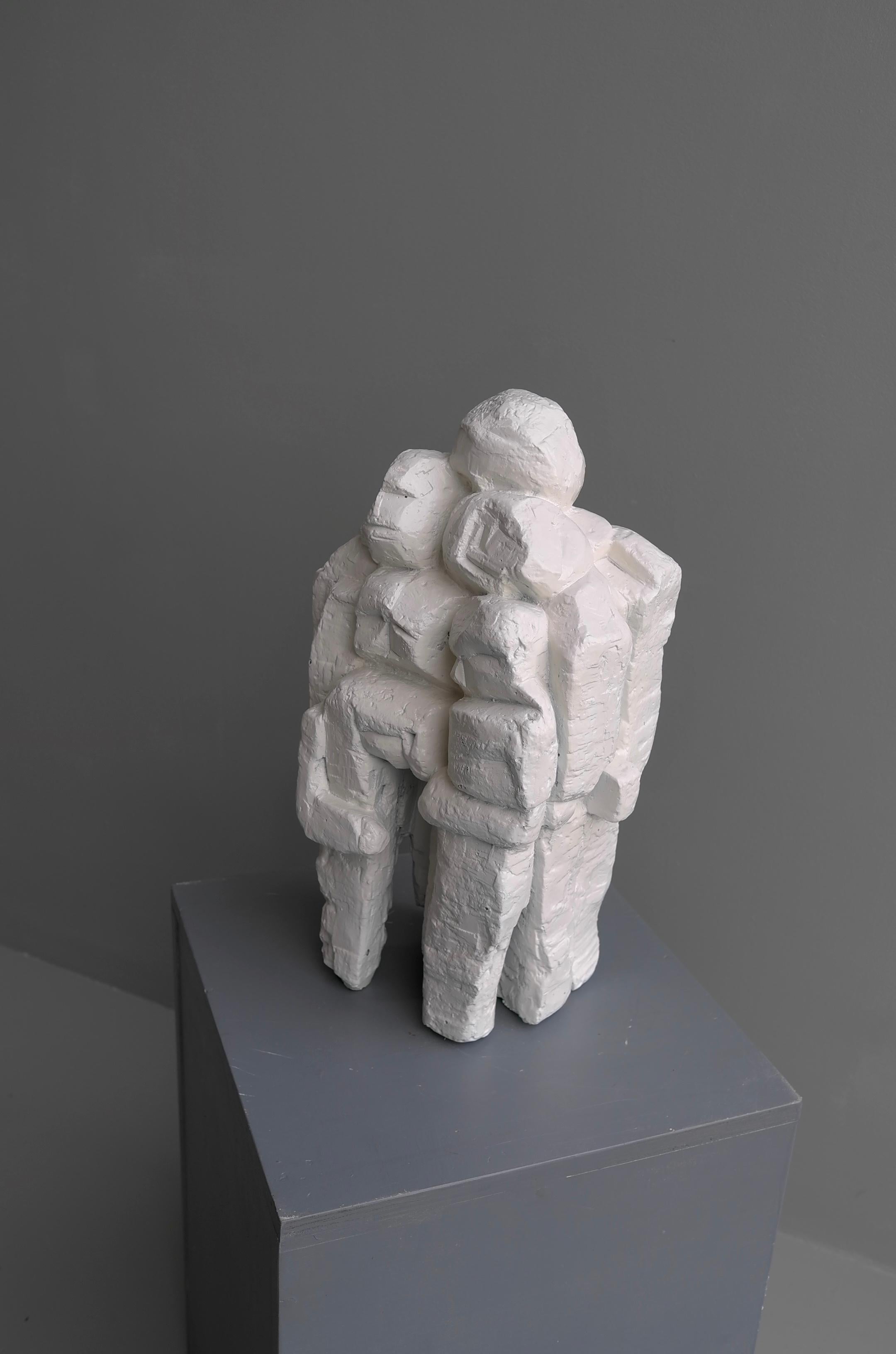 hug sculpture