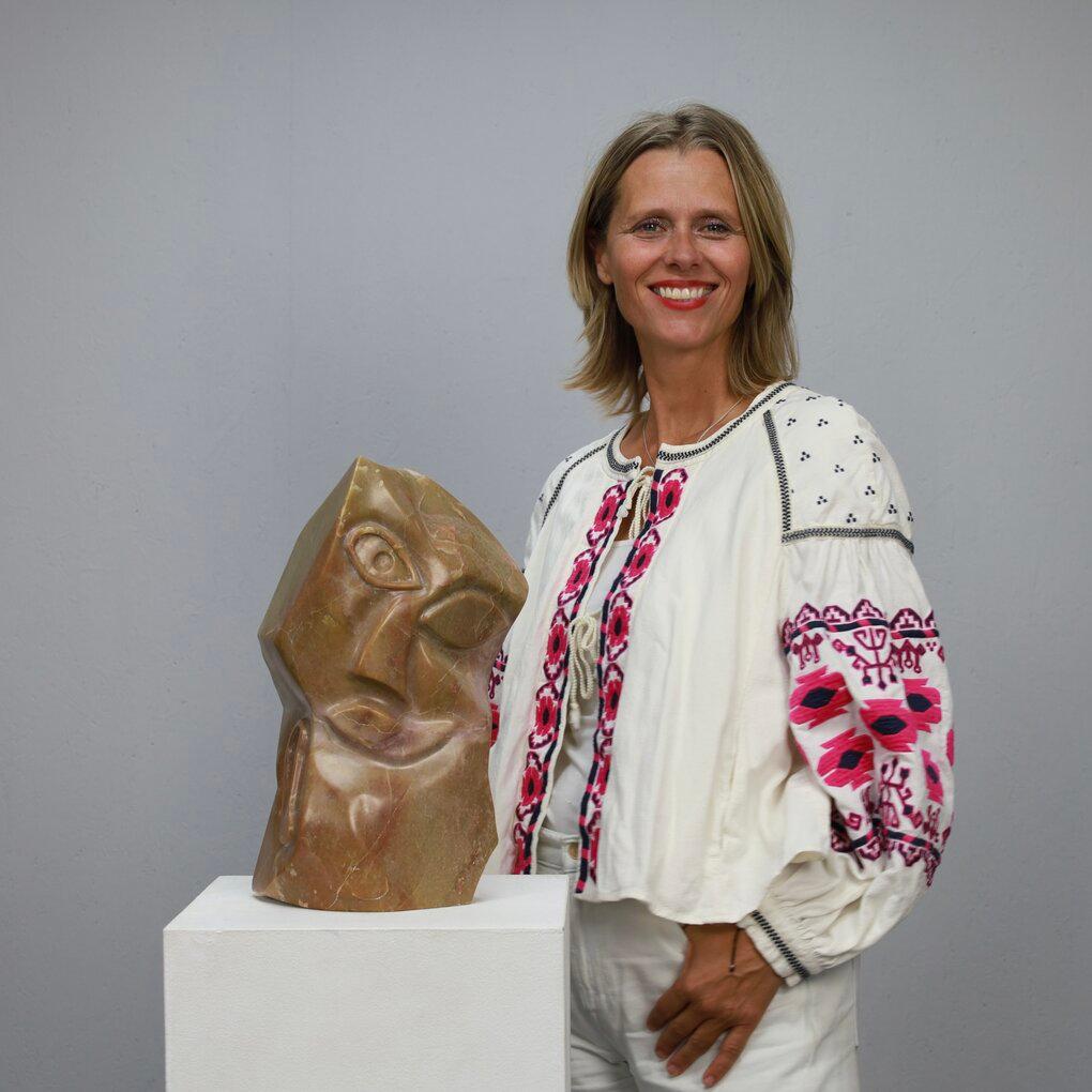 Contemporary Cubist Marble Head Sculpture, Signed AW, 2008 For Sale