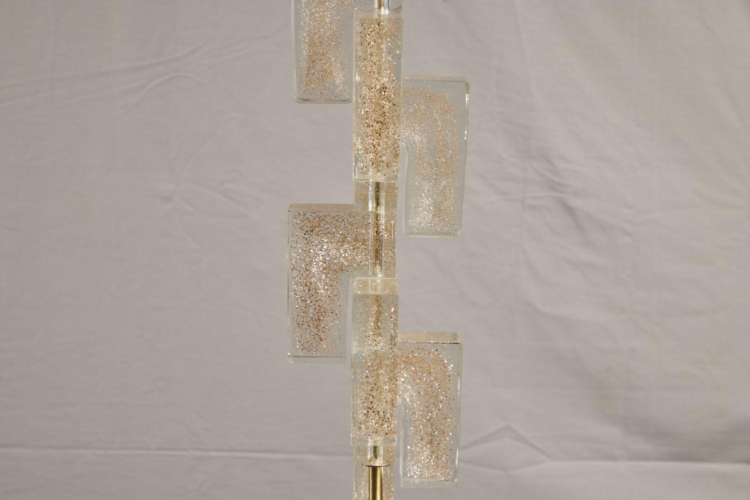Lampe de table cubiste « pyrite » Bon état - En vente à Pasadena, CA