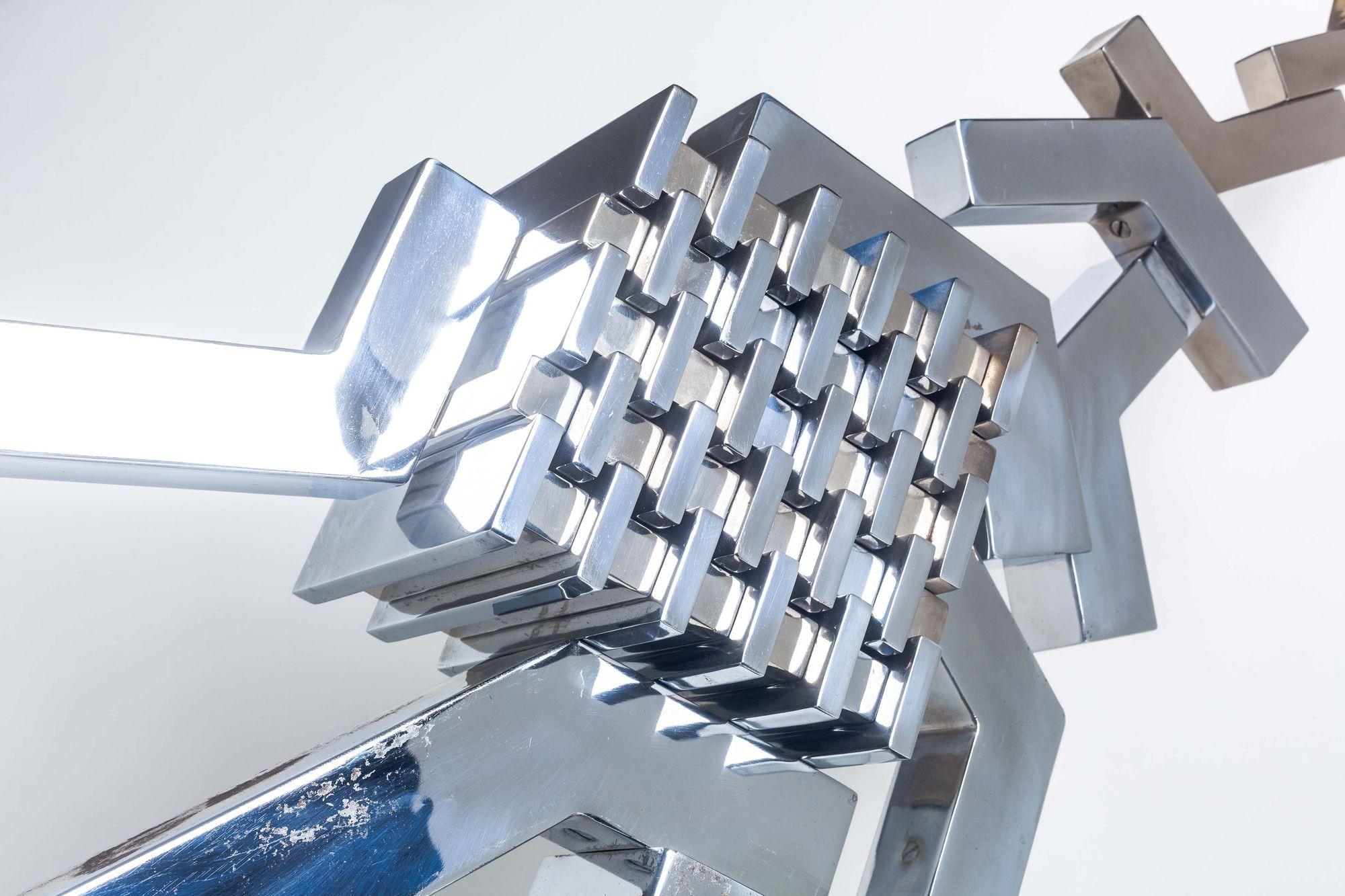 Cubist Sculpture in Mirror Polished Chrome In Fair Condition For Sale In Chicago, IL