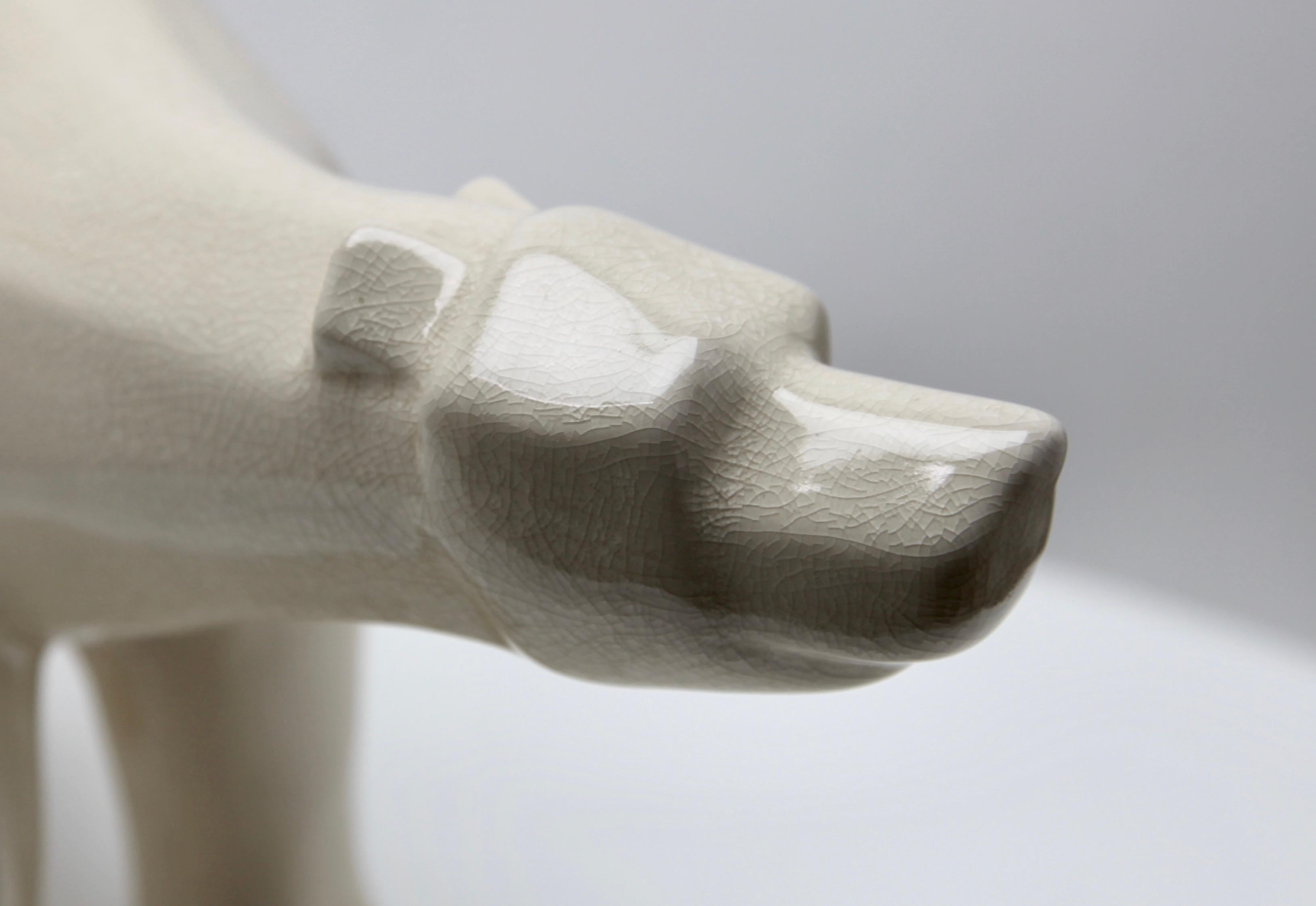 Kubistischer Polar Bear Whit a Crackle-Glasur, Keramik-Finish, Stempel L&V Ceram im Zustand „Gut“ im Angebot in Verviers, BE