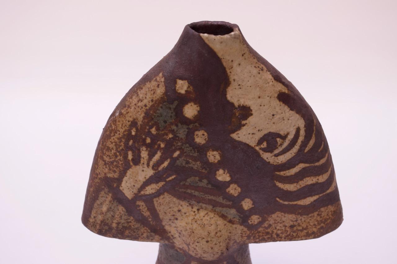 Vase en poterie de grès de style cubiste de studio d'après Pablo Picasso en vente 1