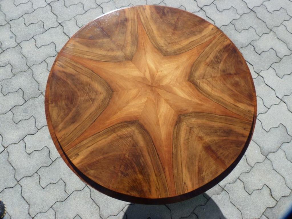 Cubist Walnut Side Table In Excellent Condition In Banská Štiavnica, SK