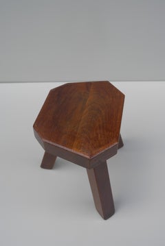 Kubistischer Hocker aus massiver Eiche, Frankreich 1960er Jahre