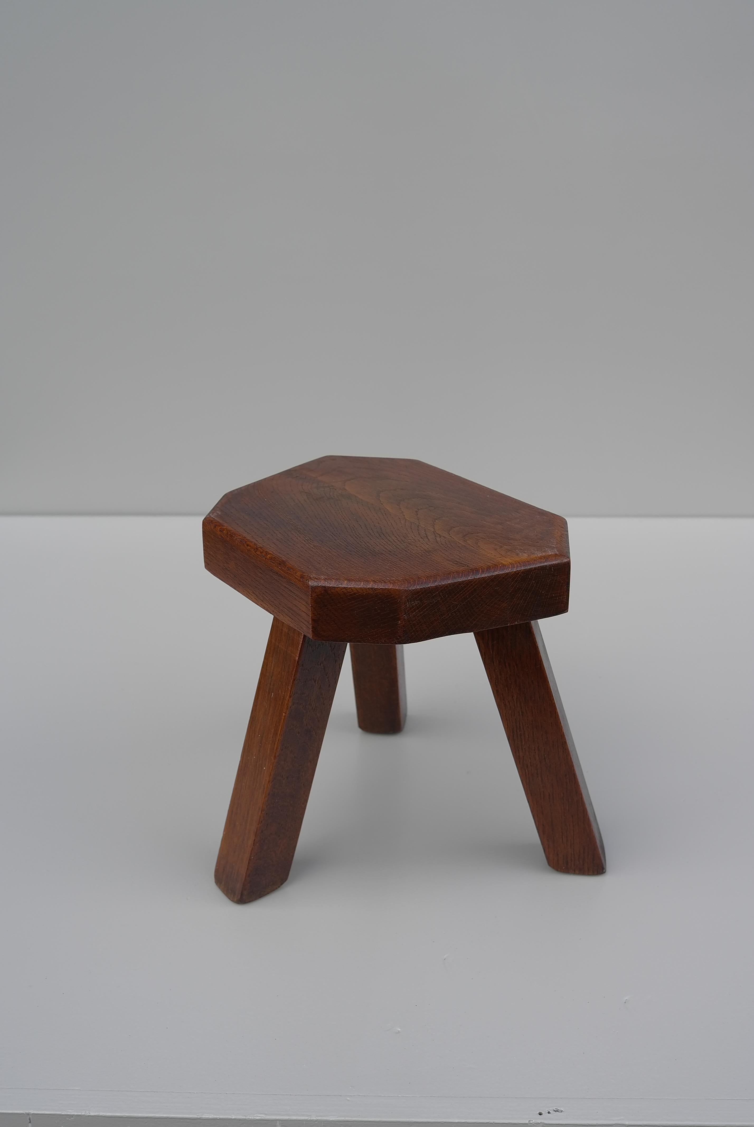 Cubistic Solid Oak stool , France 1960's For Sale 3