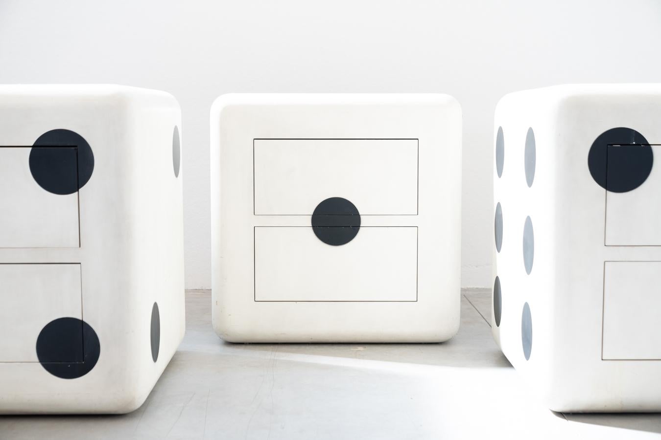 Cube à dés avec roues et deux tiroirs en contreplaqué de hêtre des années 1980 ensemble de 3