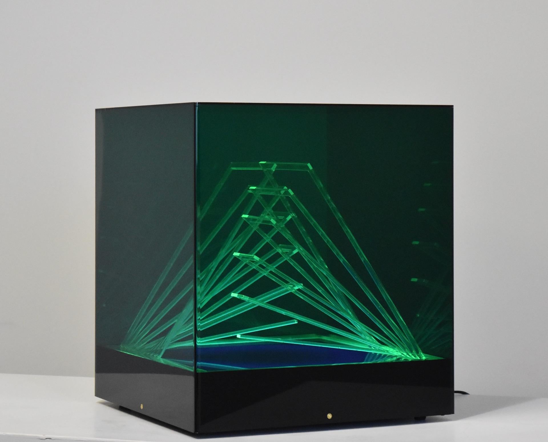 Mid-Century Modern Cubo di Teo Illuminated Sculpture by James Rivière For Sale