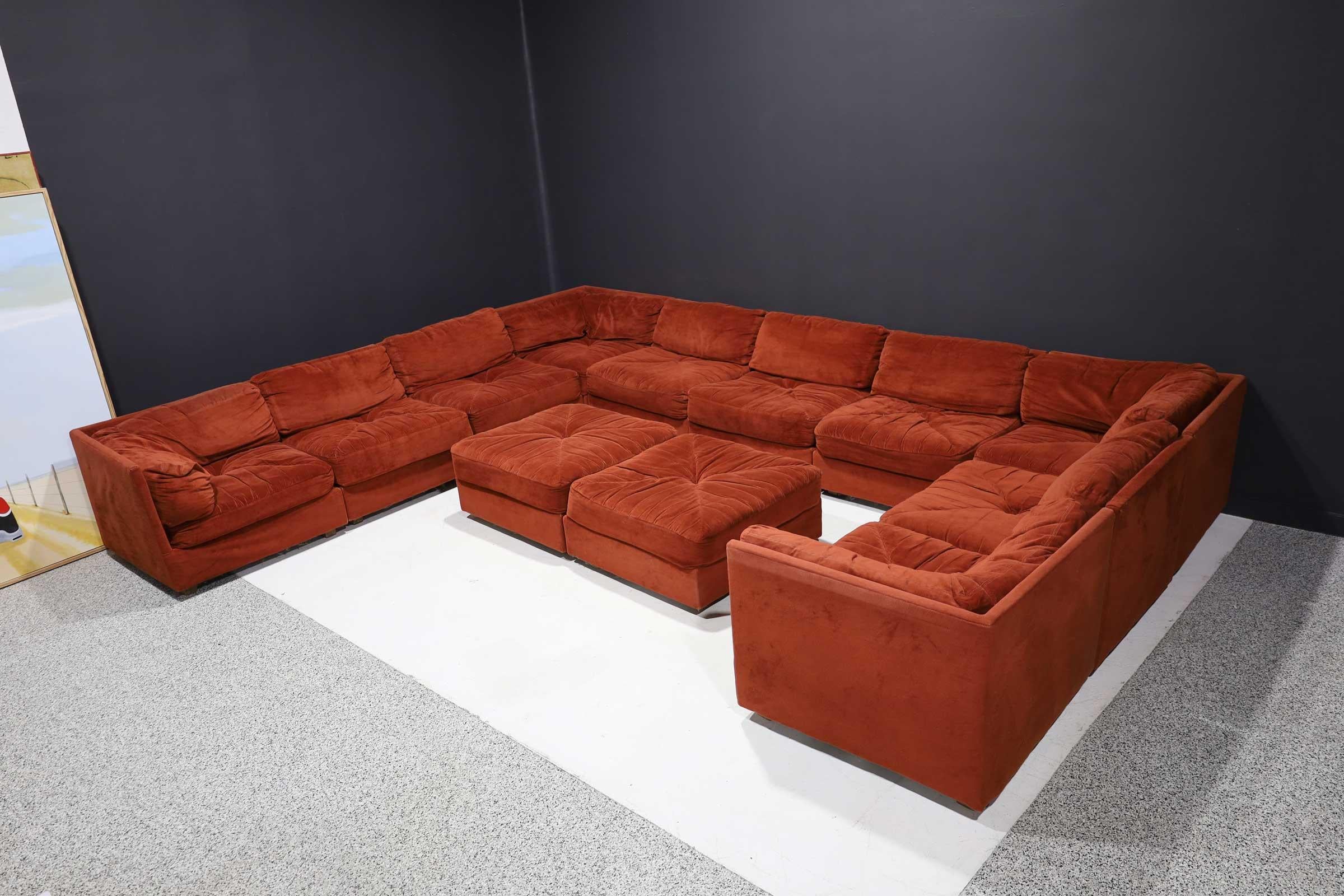 Cubo Sectional in Velvet by Selig, 12 Pieces In Good Condition In Dallas, TX