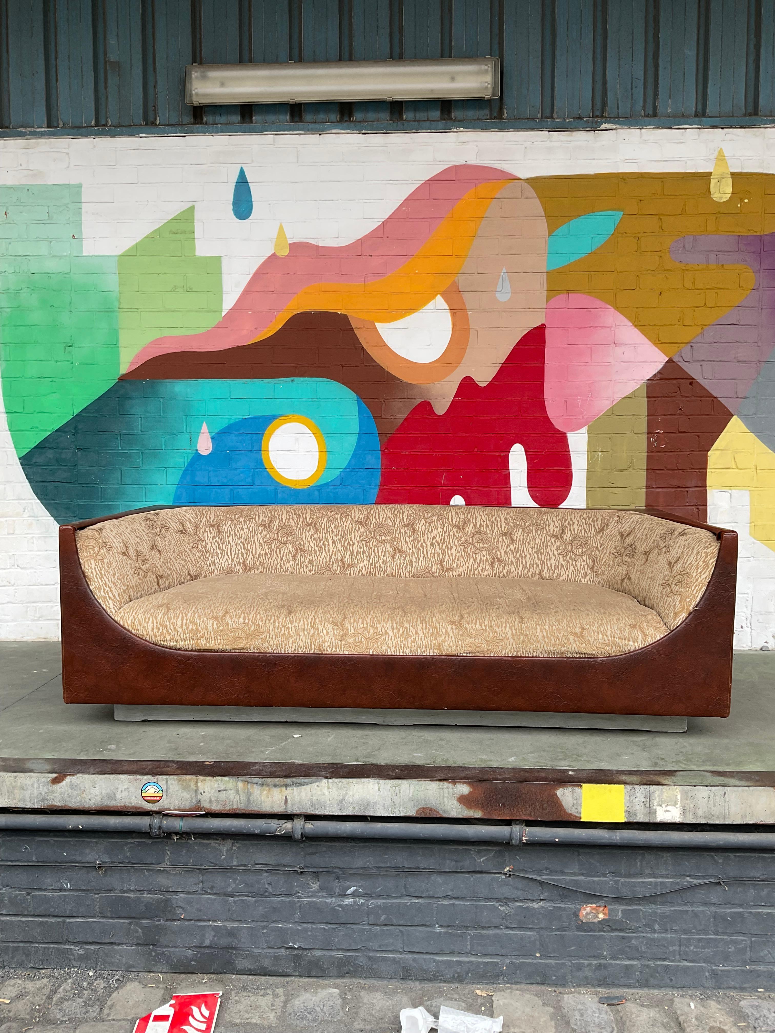 Sofá Cubo de Jorge Zalszupin en venta 10