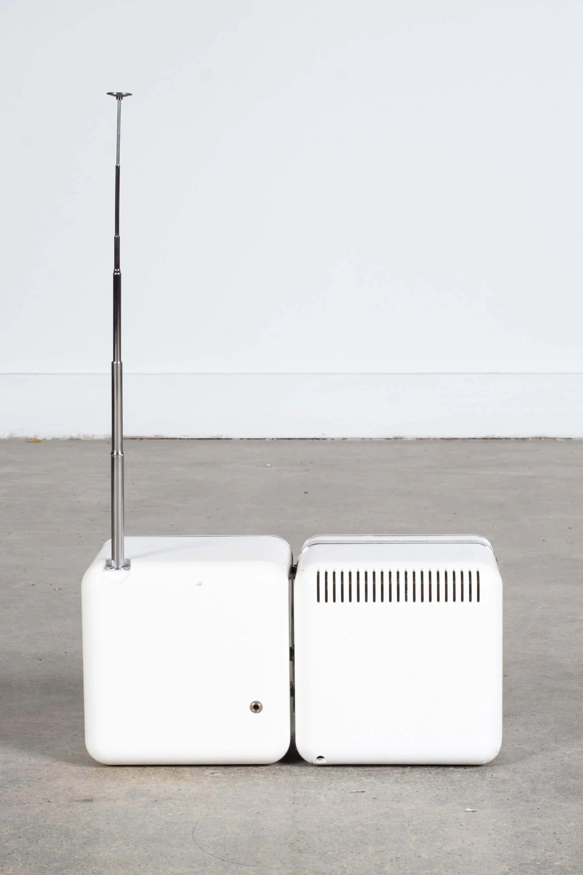 Radio Cubo TS 502 de Richard Sapper et Marco Zanuso Bon état - En vente à Toronto, CA