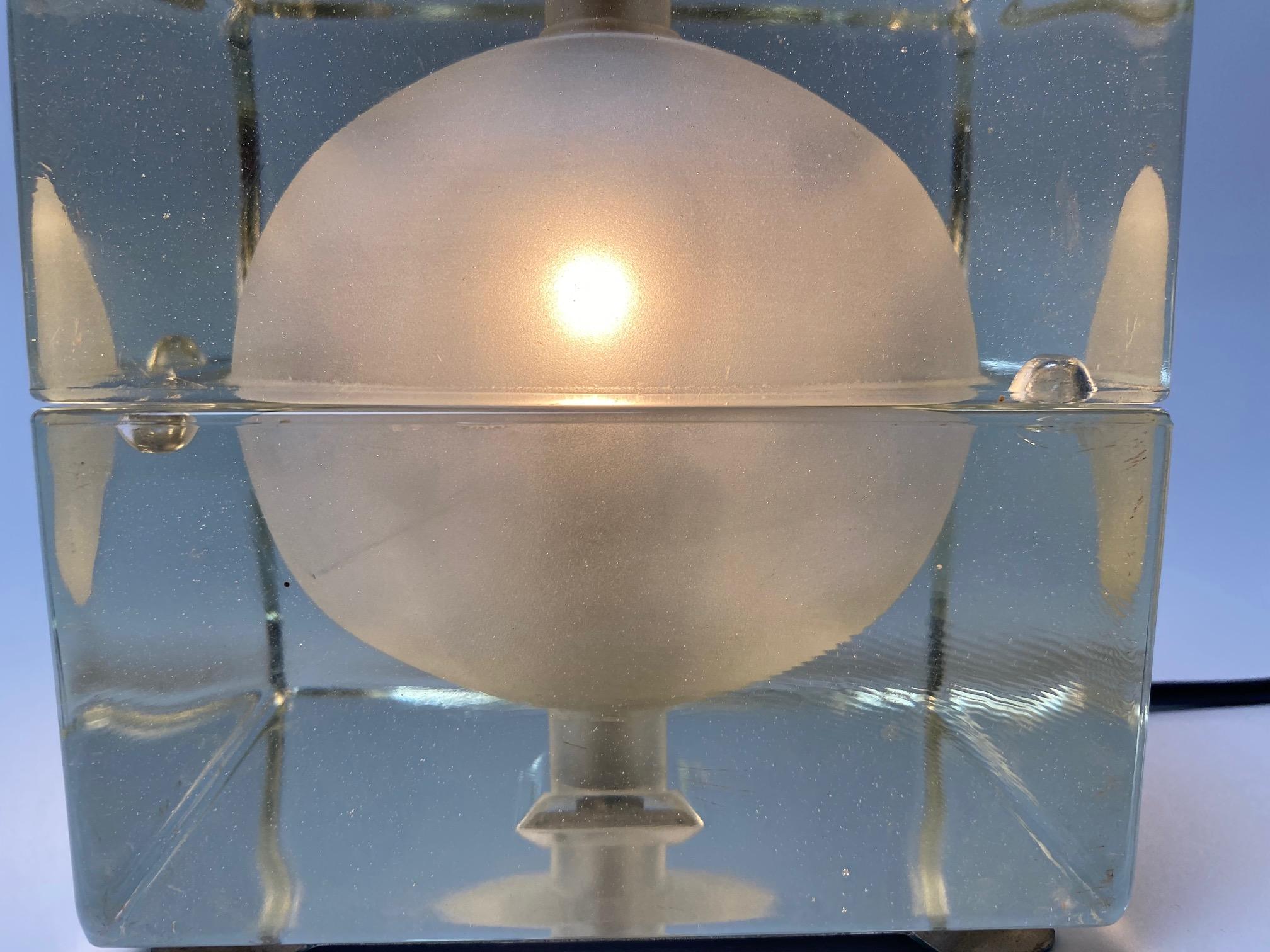 Verre Lampe de table en verre Cubosfera d'Alessandro Mendini, Italie, 1968 en vente
