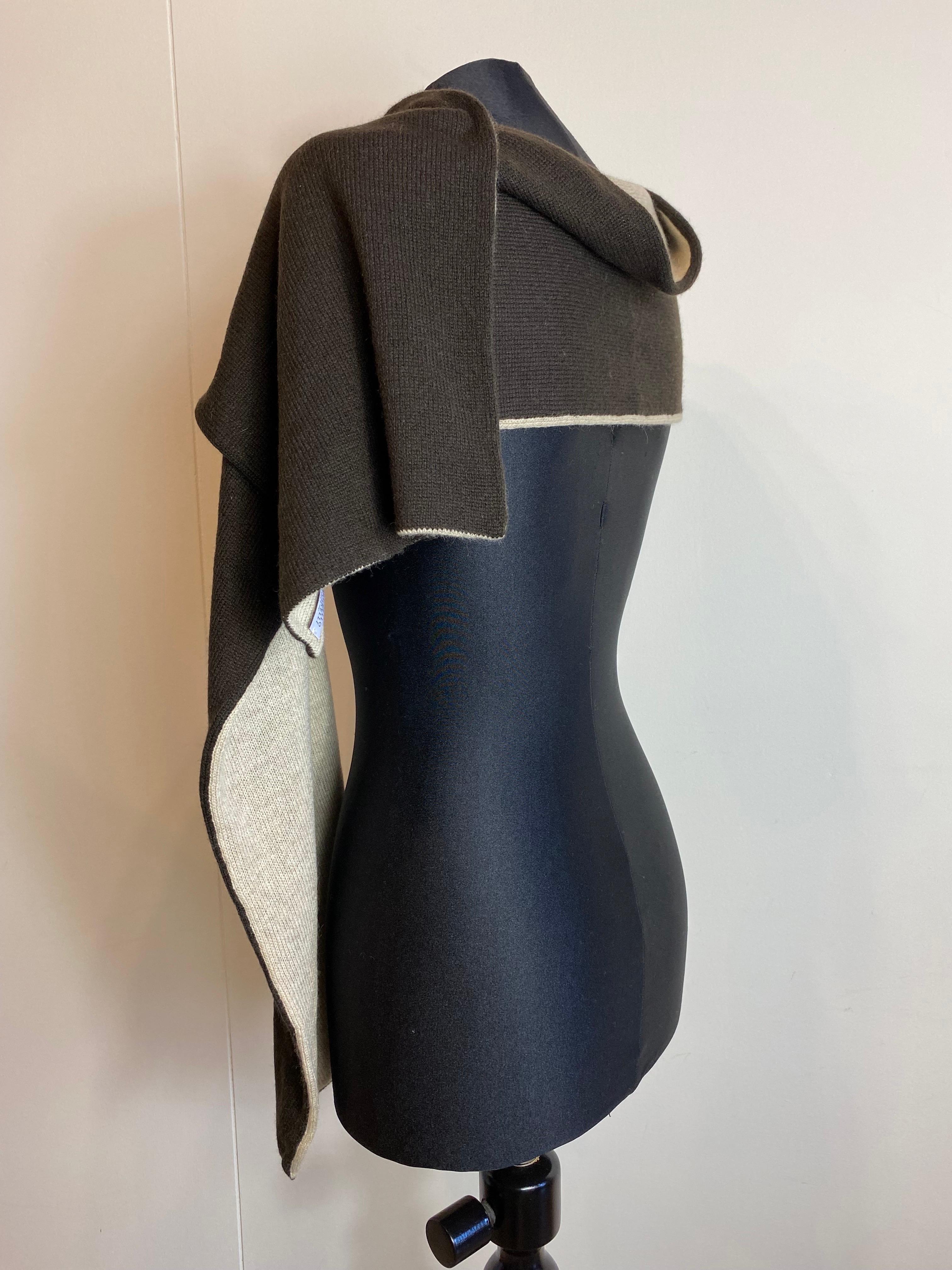 Femenino o masculino Bufanda Cucinelli en venta