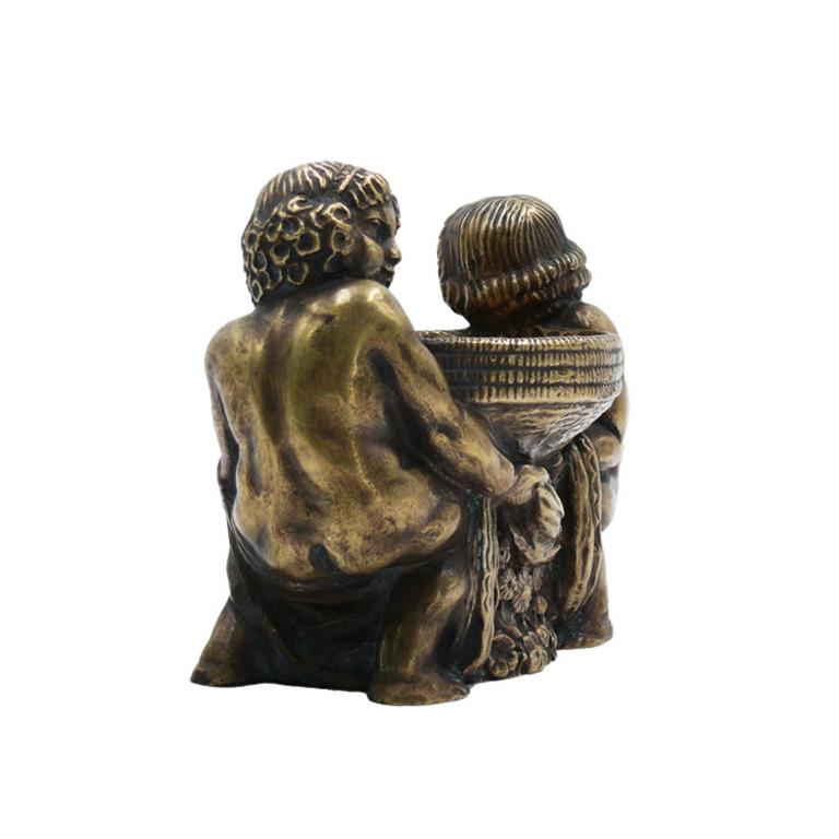 Gustav Gurschner bol en bronze Werkstatte succession Vienna Origine Austria Circa 1910 Estampillé Gurschner sur sa base et numéroté Style Art déco succession Vienna Excellent état avec usure naturelle due à l'utilisation Gustav Gurschner (28
