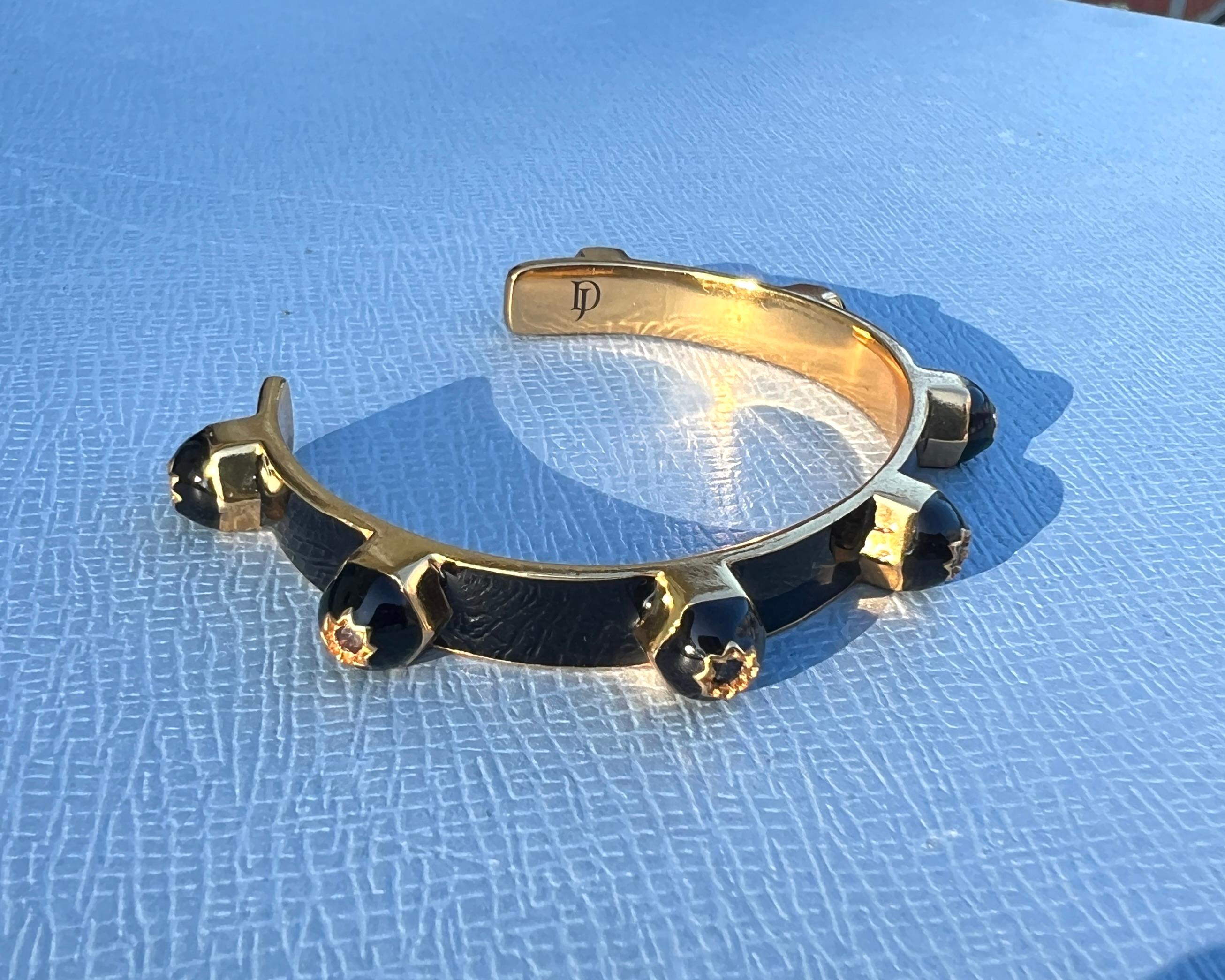Victorien Bracelet manchette Chakra en émail noir en vente