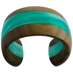 Cuff Bracelet in Wood and Pearly Light Blue Methacrylate