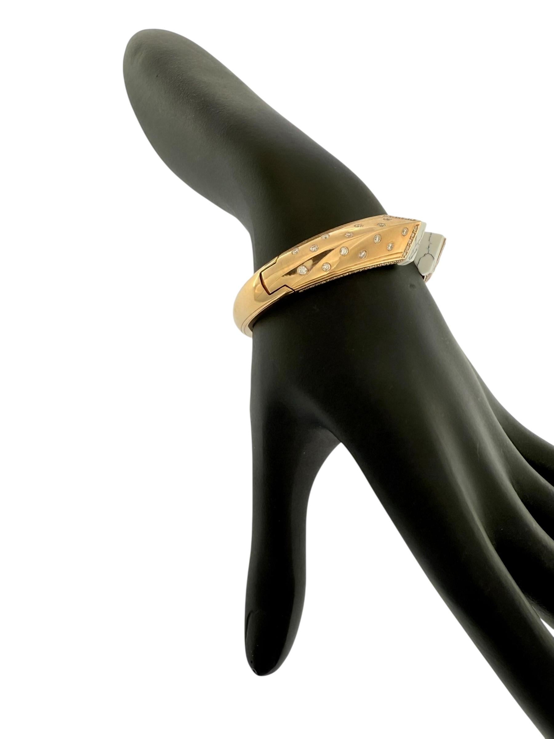 Bracciale in oro rosa e bianco con pietre bianche e diamanti in vendita 2