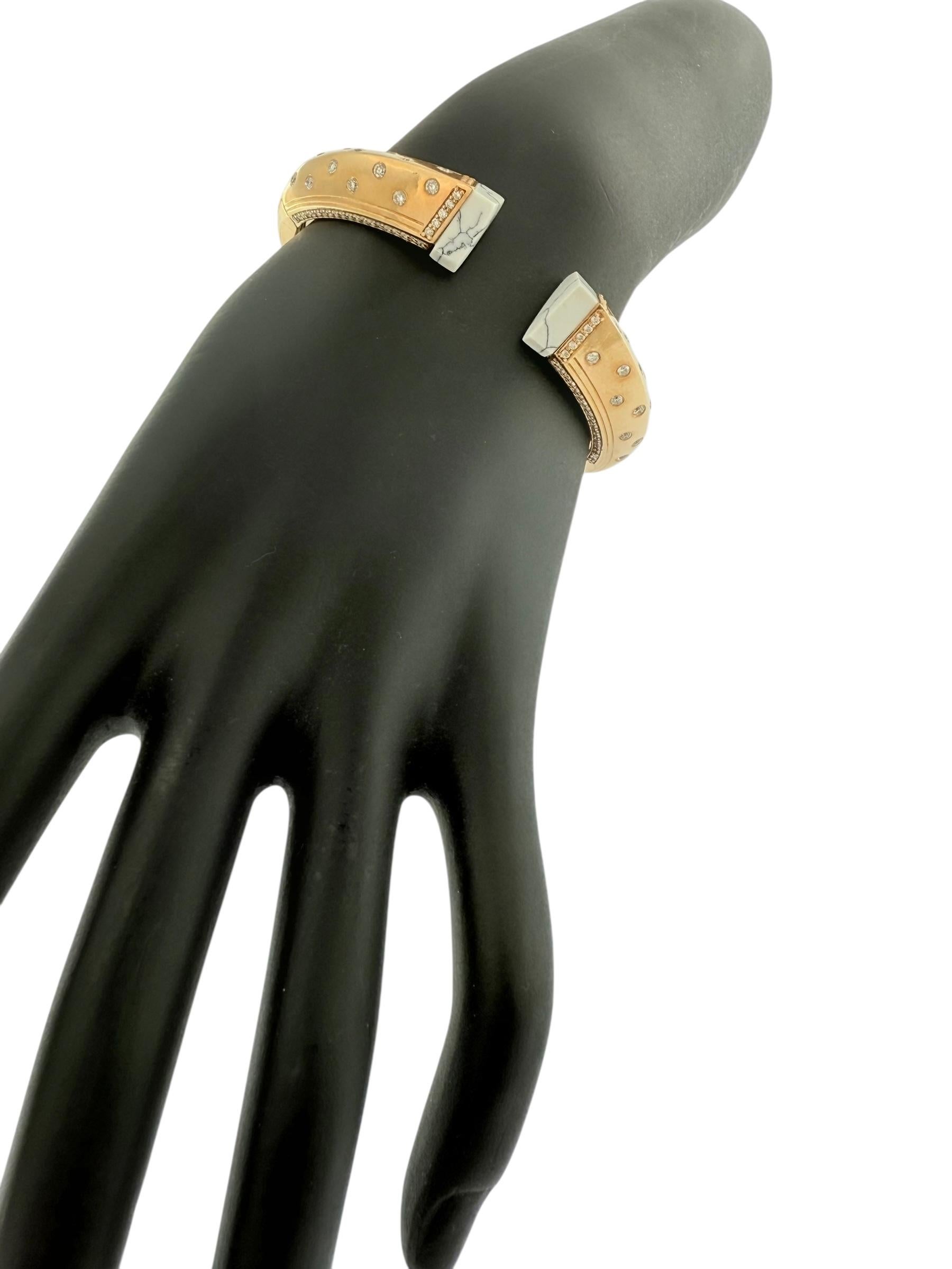 Bracciale in oro rosa e bianco con pietre bianche e diamanti in vendita 3