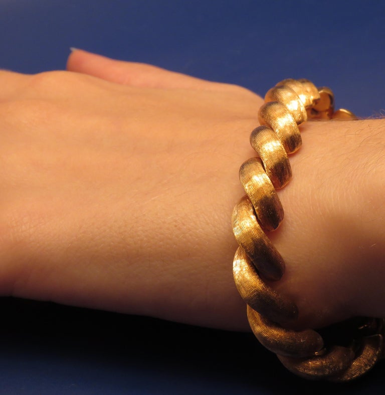 18 Karat Rose Gold Vintage Link Bracelet Torchon Made in Italy For Sale