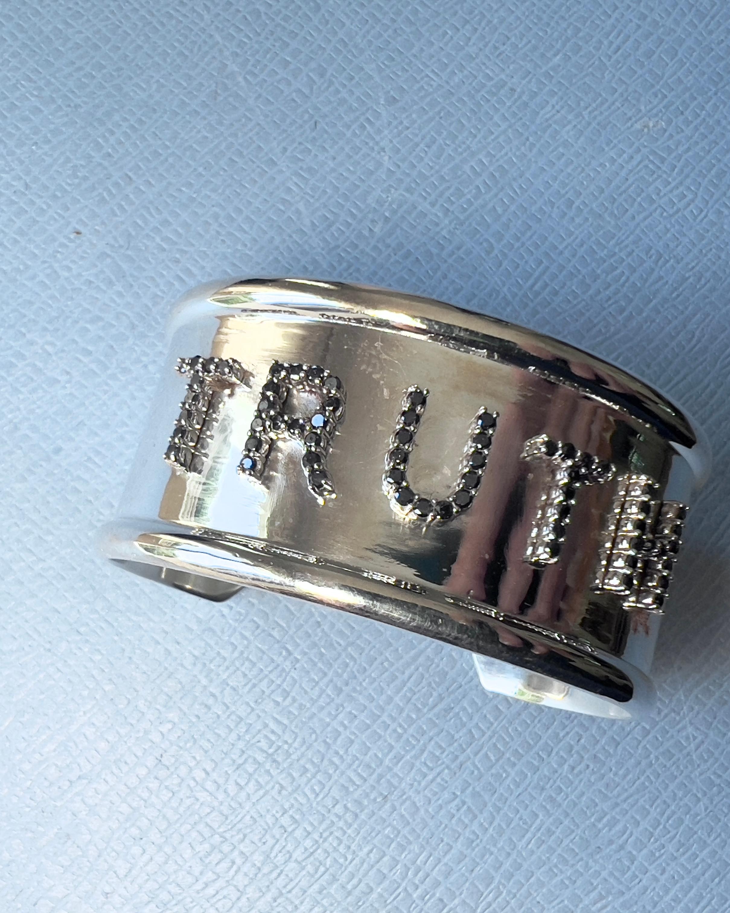 Donna Bracciale Verità con diamanti neri in argento sterling in vendita