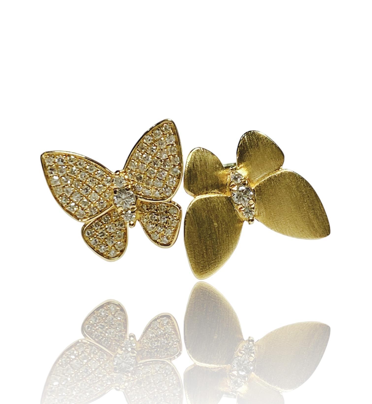 Moderne Bague manchette papillon en or jaune 14 carats et diamants naturels en vente