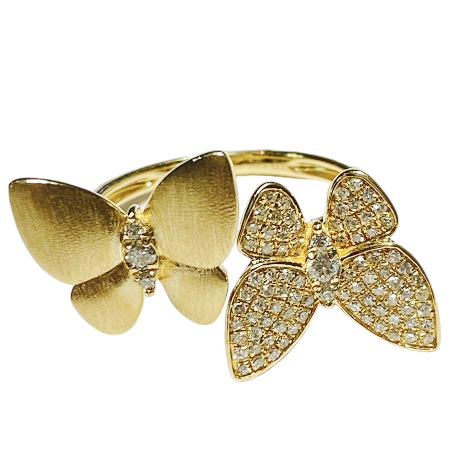 Round Cut Cuff Butterfly Natural Diamond Ring in 14K Yellow Gold For Sale