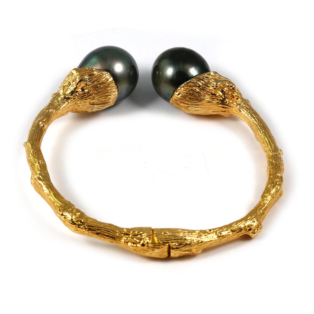 Round Cut Cuff in 18 Karat Yellow Gold with 14mm+ Tahitian Pearls For Sale