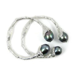 Cuff in Sterling Silver or Oxidized Silver with Tahitian Pearls
