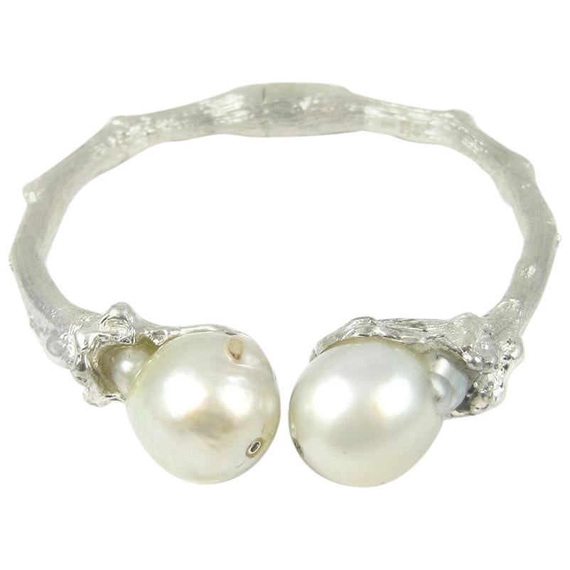 Cuff in Sterling Silver with South Sea Pearls For Sale