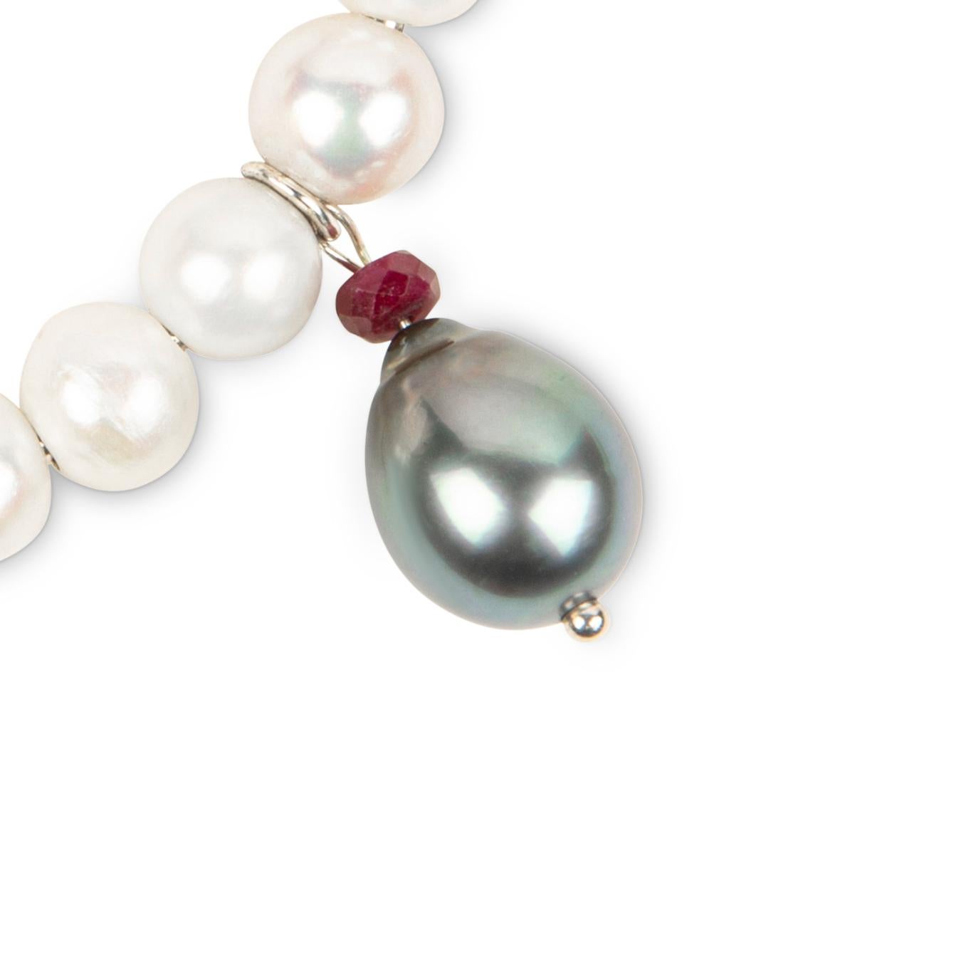 Mixed Cut Cuff with white freshwater pearls, Tahiti pearls and gemstones For Sale