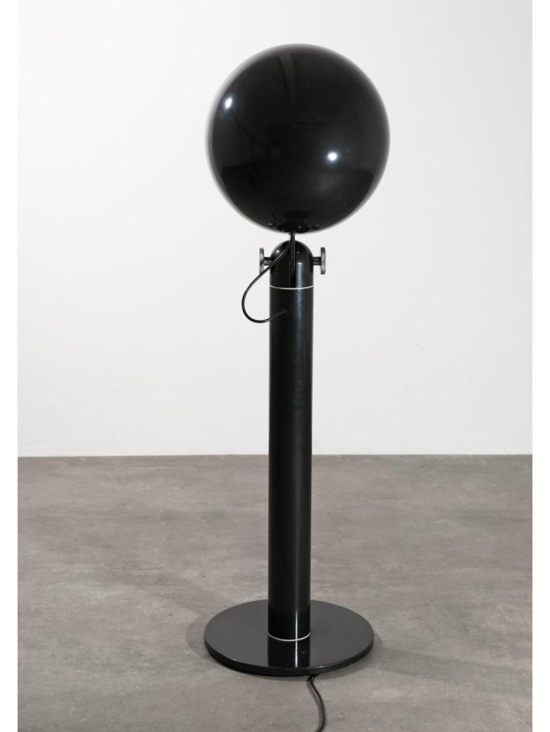 Italian Cuffia black floorlamp by Francesco Buzzi circa 1969
