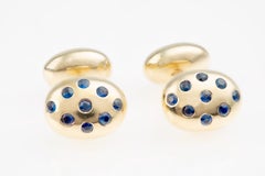 Coffee Bean Shaped Cufflinks in 18 Karat Gold and Sapphires, USA circa 1970