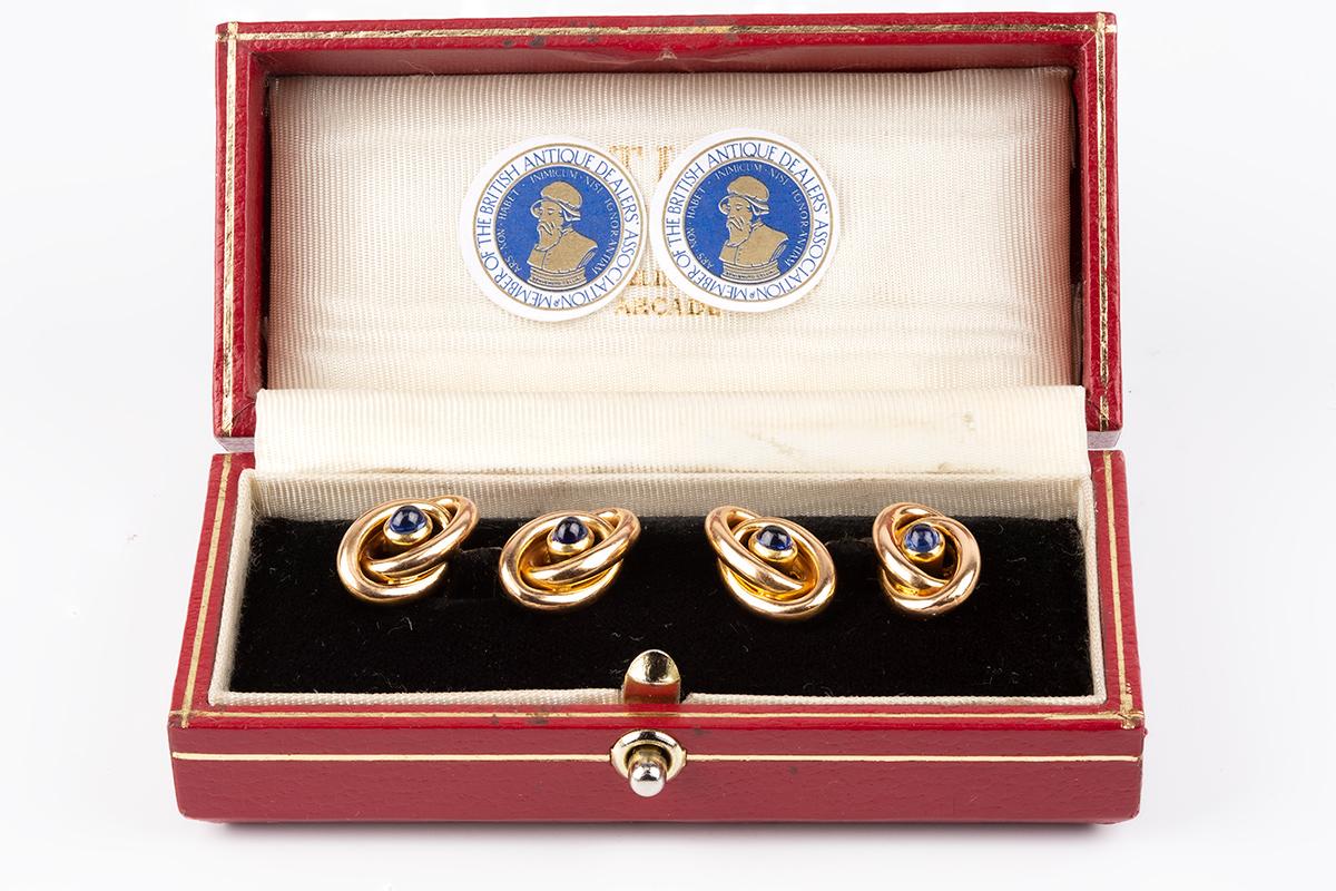 Women's or Men's Cufflinks Antique French Gold Loops with Central Cabochon Sapphire, circa 1920 For Sale