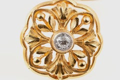 Cufflinks 18 Karat Gold Floral Openwork with Central Diamond, French circa 1890
