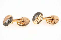 Art Deco Cufflinks in Two Colour 18 Karat Gold with Diamonds, French circa 1930
