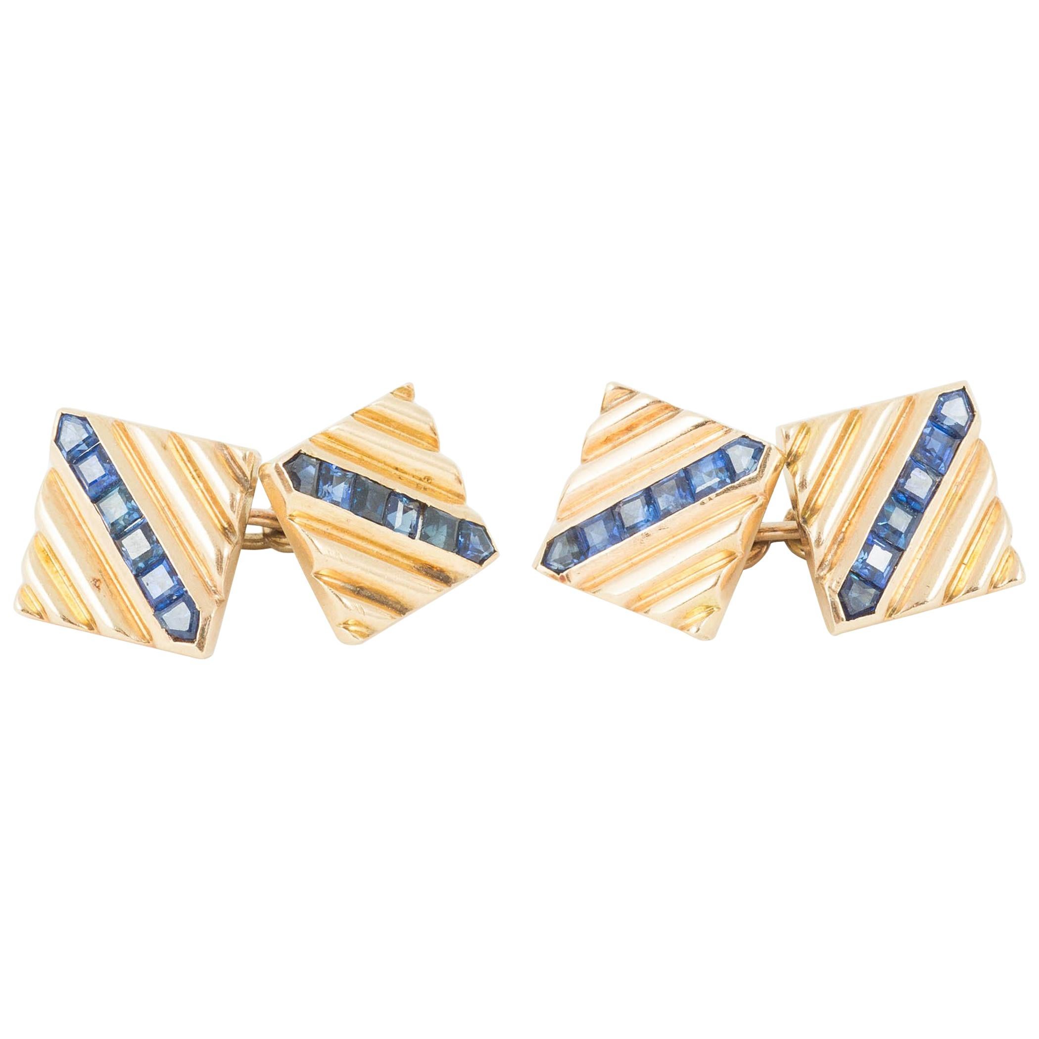 14 Karat Gold Cufflinks, Diagonal Ribbed Design with Sapphires, USA circa 1950 For Sale